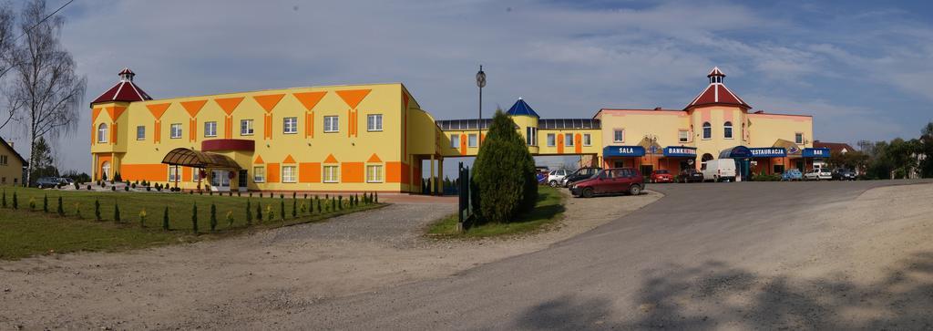 Hotel Restauracja Venus Moderowka Exterior photo