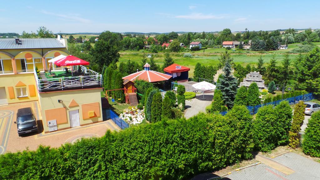 Hotel Restauracja Venus Moderowka Exterior photo